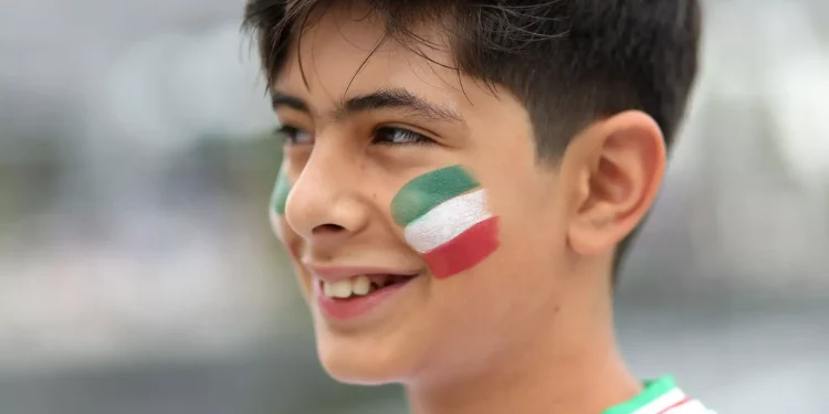 اولین طرفداران تیم ملی در لس آنجلس (عکس)