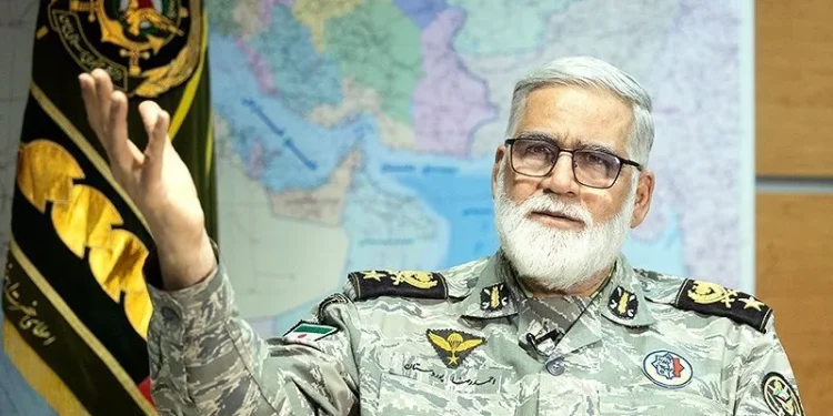 امیر پوردستان، رئیس مرکز مطالعات و تحقیقات راهبردی ارتش: در دکترین تهاجمی، عملیات پیش‌دستانه نیز تعریف شده؛ چنانچه مصلحت نظام ایجاب کند، ممکن است با انجام عملیات‌های پیش‌دستانه در عرصه‌های ناشناخته، دشمن را به‌شدت غافلگیر کنیم