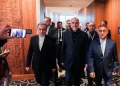 دستاورد بی سابقه تیم مذاکره‌کننده ایران / تحریم‌های اولیه و ثانویه نفتی تعلیق شدند؛ تهران می‌تواند برای نخستین بار پول نفت را، آن‌ هم به دلار دریافت کند