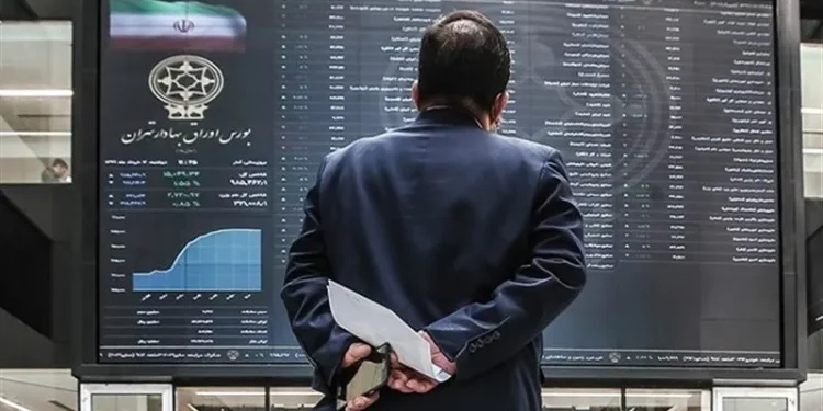 بورس نزولی شد/ ریزش بیش از ۱۰۰ هزار واحدی شاخص