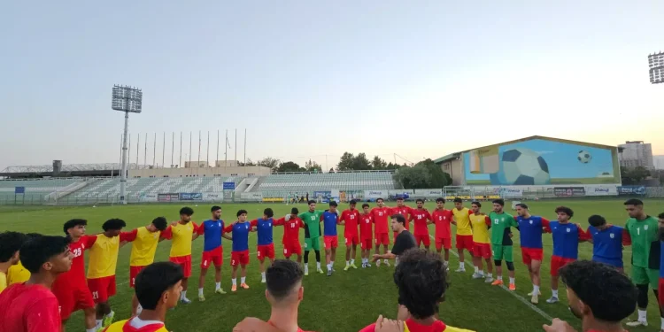 هیچ‌کس جایگاه تضمین‌شده‌ای در تیم ندارد/ آغاز کار حدادی‌فر با هشدار جدی به جوانان ایران