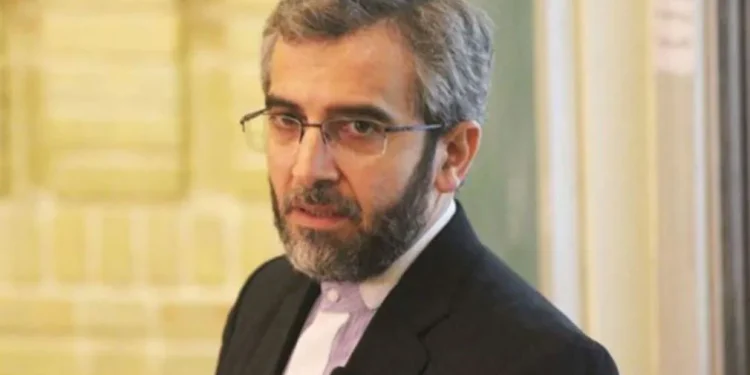ببینید / برخلاف ادعاهای منتشره توسط رسانههای رادیکال دولت گذشته؛ علی باقری در اتاق مذاکرات با آمریکا حضور دارد