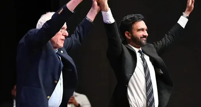 نیویورک‌تایمز: زهران ممدانی توانسته چندین کرسی مهم کنگره را در انتخابات مقدماتی به دست آورد؛ این یک پیروزی سیاسی با اهمیت است/ چندین نامزد مورد حمایت شهردار نیویورک توانستند در مناطق مهمی از بروکلین، منهتن و برانکس پیروز شوند که بسیاری از آن‌ها درباره اسرائیل، مواضع انتقادی‌تری اتخاذ کرده‌اند/ این پیروزی‌ها بازتاب دهنده تغییر افکار عمومی در نیویورک و حتی سطح ملی است