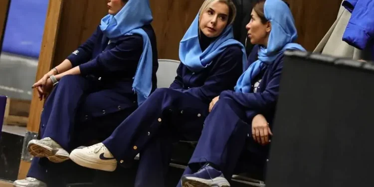 مربی استقلالی حکم جدید گرفت:/ همسر آهنگ‌ساز معروف مدیر تیم ملی بسکتبال!