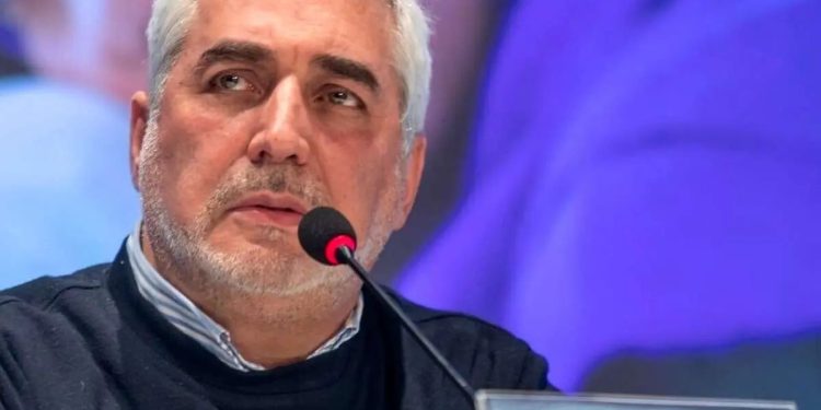 ببینید/ اشکهای ابراهیم حاتمیکیا پس از شهادت «حاج یونس»