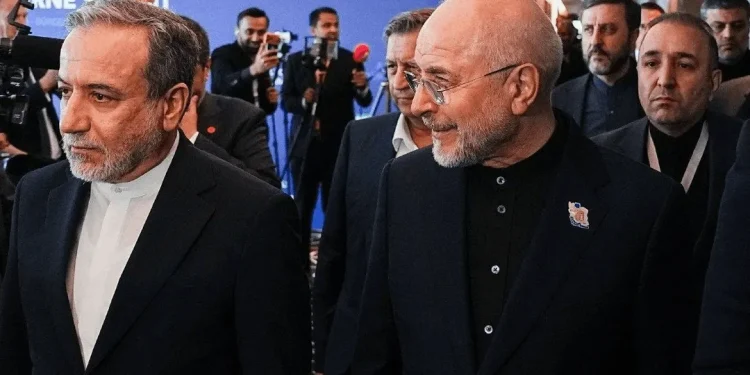 الحدث: بیانیه مشترک آمریکا، قطر، پاکستان و ایران درباره مذاکرات تا دقایقی دیگر منتشر خواهد شد / صداوسیما: از شواهد به نظر میرسد هیئت ایرانی در آستانه بازگشت به کشور است
