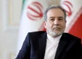 اکسیوس: عراقچی به چندتن از همتایان خود گفته که آتش‌بس در لبنان مسئله‌ای حیاتی و برای مذاکرات «نقطهٔ عطف» است / ایرانی‌ها تأکید کرده‌اند که پیش از سفر به سوئیس، می‌خواهند شاهد برقراری آتش‌بس باشند