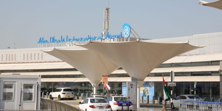 پس از چند ماه وقفه؛امارات اجازه سفر به لبنان را به شهروندان خود داد