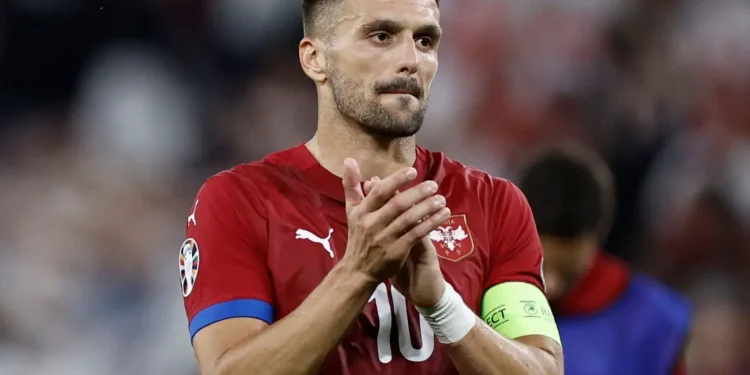 مذاکره کارتال با گزینه پرسپولیس برای خط هافبک