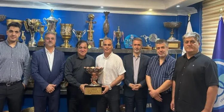 جام قهرمانی هم به خانه استقلال رسید!