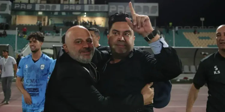 بچه‌های چادرملو با غیرت بردند/ اخباری: اتفاقات بازی پرسپولیس در تاریخ ثبت شد