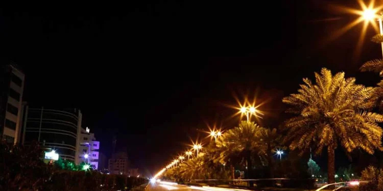 منبع آگاه: حملهای به کیش صورت نگرفته/ باشگاه خبرنگاران: ۷ انفجار در بندرعباس / ادعای آمریکا: موج جدیدی از حملات علیه ایران را برای سومین شب متوالی آغاز کردیم/ ارتش: حمله به شناور آمریکا و سامانههای ارتباطی، مخازن سوخت، سامانه پاتریوت، برج مراقبت و انبار مهمات ارتش آمریکا در کویت/ ادعای ترامپ: عملیات علیه ایران ممکن است دو تا سه هفته طول بکشد / کاخ سفید: نیروی زمینی در حملات مشارکت ندارد