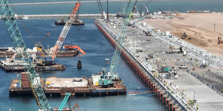 آغاز مرحله جدیدی از پروژههای بندر بزرگ فاو