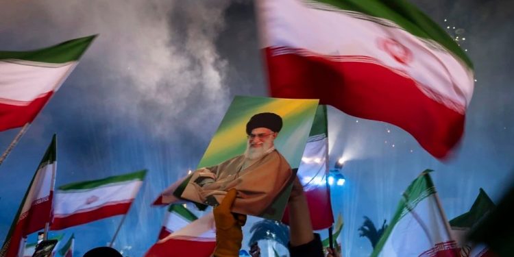 تکمیل اقدامات برای تشییع رهبر شهید ایران در کربلا و نجف