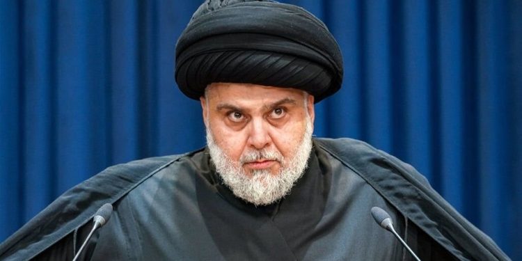 مقتدی صدر: سپاه اراضی عراق را بمباران نکند/ شبه نظامیانِ بی‌ضابطه به برادران در خلیج عربی حمله نکنند