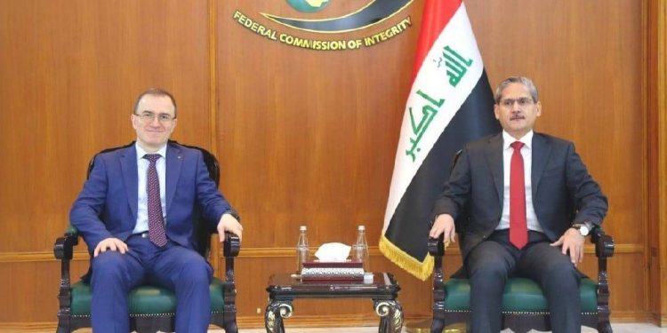 دیدار رئیس سازمان پاکدستی عراق و سفیر روسیه
