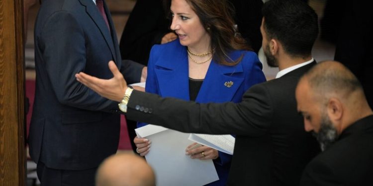 آغاز به کار پارلمان جدید سوریه با تاکید احمد الشرع بر ساخت کشور و حاکمیت قانون