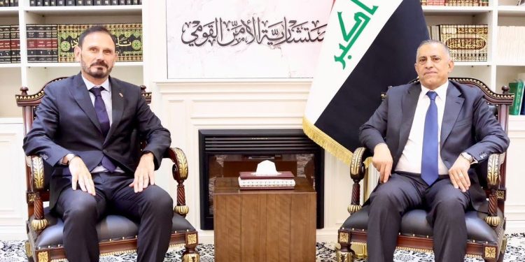 مشاور امنیت ملی عراق: دولت متعهد به حل وفصل پرونده آوارگان بر اساس اصول حقوق بشر است