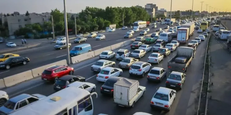 وضعیت جادهها و راهها، امروز ۳ مرداد ۱۴۰۵؛ ترافیک سنگین در برخی ورودیهای پایتخت