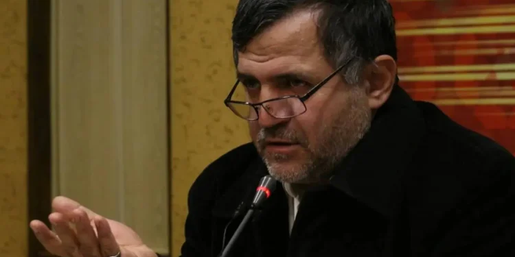 دبیرکل حزب موتلفه: هر صدایی که به جای آرام‌سازی فضا، بر طبل تقابل داخلی بکوبد، عملاً به تضعیف جبهه داخلی کمک می‌کند، حتی اگر در ظاهر مدعی دفاع از ارزش‌ها باشد/ این وضعیت هم قدرت تصمیم‌گیری منسجم را کاهش می‌دهد و هم تصویری از چند صدایی تنش‌آلود را به نمایش می‌گذارد