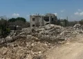 خارج ساختن پیکرهای دست کم 8 شهید از زیر آوار در روستای زوطر غربی