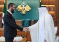 الشرع و الخلیفی درباره تقویت روابط سوریه و قطر گفتوگو کردند