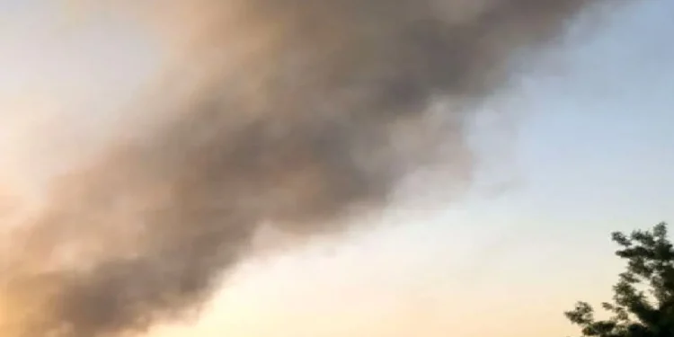 مهر: شنیده شدن صدای انفجار در حوالی فرودگاه ایرانشهر/ از میزان خسارات احتمالی اطلاعاتی در دسترس نیست