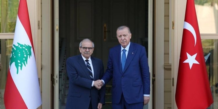 تاکید نواف سلام و اردوغان بر حمایت از حاکمیت لبنان و تقویت شراکت میان بیروت و آنکارا
