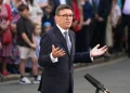 برنهام، نخستوزیر انگلیس: اگر لازم باشد، مخالفت خود را با نظر ترامپ اعلام میکنم