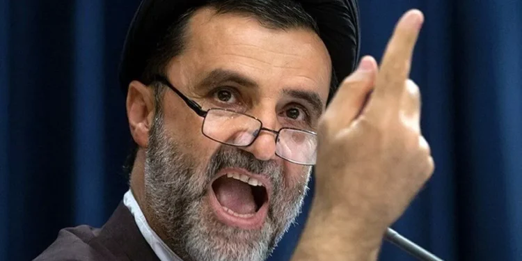 عدم اعتماد به نفس به سبک نبویان: مذاکرات با آمریکا همیشه به نفع واشنگتن تمام شده!