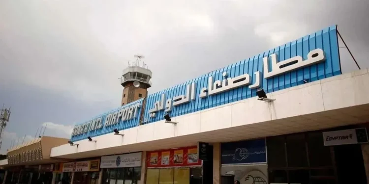فرستاده سازمان ملل در یمن در مورد حملات عربستان به فرودگاه صنعا: نگرانی شدیدی نسبت به خطرات گسترش دامنه تنش دارم/ همگان تنشها را کاهش دهند و از اقدامات خشونتآمیز خودداری کنند
