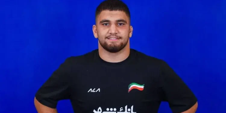 کامبک در سنگین وزن: آکو برنزی شد