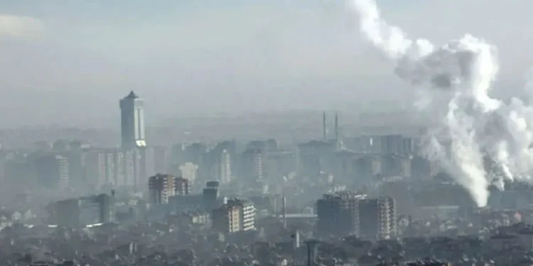 محیط‌زیست: هشدار سطح نارنجی گرد و غبار در تهران/ شهروندان، به ویژه افراد دارای شرایط حساس، توصیه‌های بهداشتی را رعایت کنند