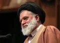 آیتالله سید مصطفی خامنهای: صبر در این مصیبت بزرگ هیچ منافاتی با انتقام و برخورد با اشرار عالم که در این جنایتهای بزرگ دست داشتند نخواهد داشت