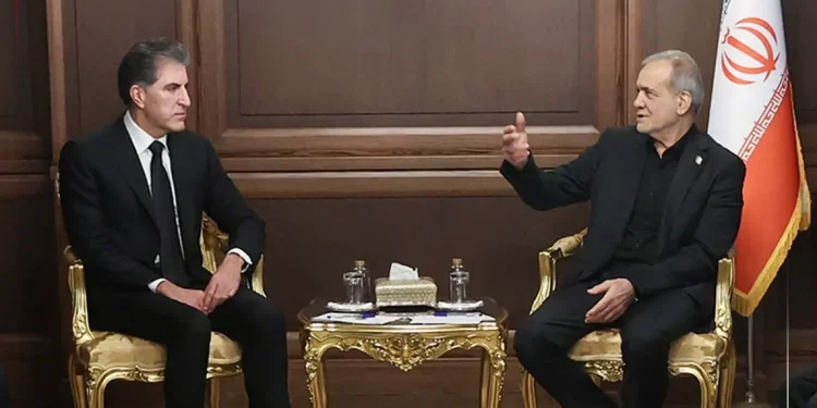 دیدار رئیس اقلیم کردستان عراق با رئیس جمهور؛ پزشکیان: متجاوزین به دنبال تجزیه ایران بودند / تدبیر اقلیم کردستان توطئهها در مرزهای غربی ما را خنثی کرد / نیچروان بارزانی: هیچگاه بخشی از پروژه علیه ایران نبوده و نخواهیم بود