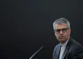 سخنگوی وزارت خارجه: از همان اول گفتیم تعهد در برابر تعهد، به این معنا که ما تعهدات خود را تا زمانی اجرایی میدانیم که طرف مقابل به آنها پایبند باشد / فارغ از اینکه بگوییم تفاهمنامه وجود دارد یا نه، اصل موضوع این است که تفاهمنامه مجموعهای از تعهدات و تکالیف متقابل محسوب میشود / تفاهم نامه و توافق تا زمانی برای ما ارزش دارد که تامین کننده منافع و امنیت ملی باشد