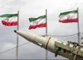 صدای انفجار در سیریک، اهواز، رامشیر و اهواز و جاسک و کیار/ استانداری: ۲ شهید در حمله به اطراف پایانه مسافربری مرز شلمچه/ اداره کل بنادر و دریانوردی هرمزگان: حمله آمریکا به دو فروند شناور جست‌و‌جو و نجات دریایی «ناجی ۱۵» و «ناجی ۱۶» / ارتش: پایگا‌ه‌های الدوحه، علی السالم و عریفجان کویت را هدف قرار دادیم