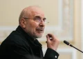 قالیباف: ۶ میلیارد دلار ما در قطر بود و ۶ میلیارد دلار بعدی را آنها تقبل کردند / می‌گویند چرا زوریخ رفتی؟ من زوریخ رفتم و معاون خزانه داری آمریکا و ونس آمد، اوفک امضا شد، صبح آزاد شد و تمام شد