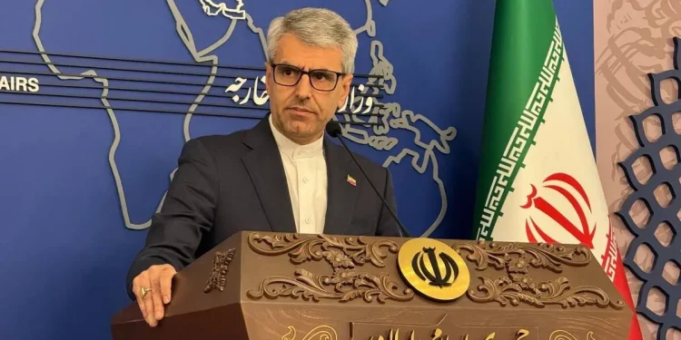 سخنگوی وزارت خارجه: بحران یمن هیچ راهحل نظامی ندارد / امنیت و ثبات منطقه باید از طریق گفتوگو، همکاری و تفاهم میان کشورهای منطقه تأمین شود / ایران از هرگونه ابتکار سازنده و کمک به پیشبرد گفتوگوها و حلوفصل سیاسی بحران یمن حمایت خواهد کرد
