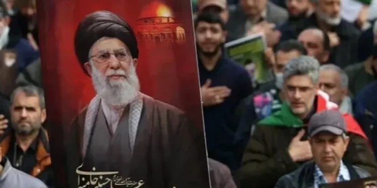 منابع عراقی: بغداد و ذیقار چهارشنبه آینده به مناسبت تشییع رهبر شهید انقلاب تعطیل میشوند
