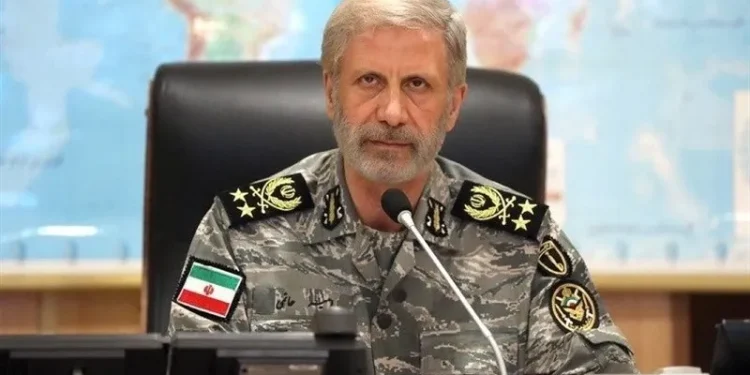 پیام تبریک فرمانده کل ارتش درپی انتصاب مجدد محسنی اژهای به ریاست قوه قضائیه: این انتخاب نشان میدهد که رهبر فرزانه انقلاب، معیارهای «کارآمدی و پافشاری بر اصول» را مقدم دانستهاند / ارتش پشتیبان استوار نهادهایی است که در خدمت به حقوق ملت و حفظ امنیت قضایی کشور تلاش میکنند