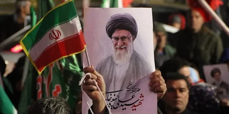 استاندار تهران: بزرگ‌ترین ظرفیت اسکان برای زائران سراسر کشور پیش‌بینی شده/هزاران مدرسه تجهیز شده، مساجد، ورزشگاه‌ها، پارک‌ها و بیش از ۱۵۰ تفرجگاه نیز برای اسکان احتمالی آماده شده‌اند/مردم حتی الامکان از وسایل حمل و نقل عمومی استفاده کنند/از شهروندان تهرانی تقاضا داریم به گونه‌ای برنامه‌ریزی کنند که طی دو روز برگزاری مراسم، هر فرد تنها یک‌بار در مراسم حضور پیدا کند