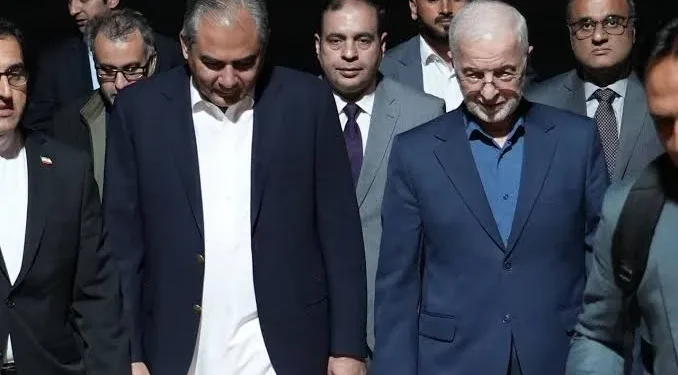 پاکستان در تلاش برای یافتن راهی برای ازسرگیری مذاکرات ایران و آمریکا در چارچوب ابتکاری از سوی چین است / گفتگوهای مقدماتی در جریان سفر این هفته وزیر کشور ایران، به اسلام‌آباد انجام شد