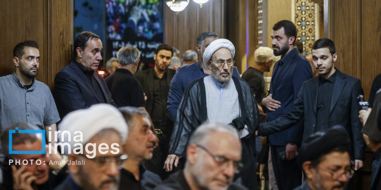 تصاویر: بزرگداشت رهبر شهید انقلاب در حسینیه جماران