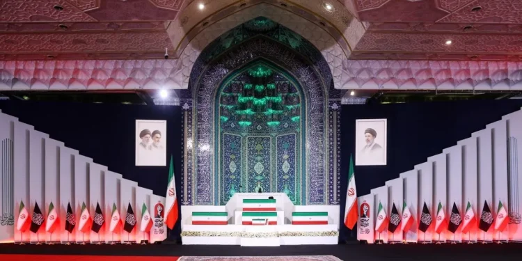کدام مقامات خارجی برای ادای احترام به رهبر شهید به ایران آمدند؟