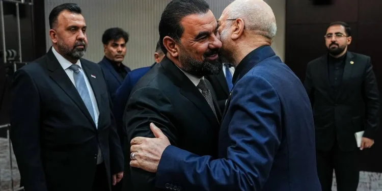 قالیباف: درباره مدیریت تنگه هرمز، موضوعات مهمی در تفاهم اخیر با آمریکا به امضا رسیده / بر اساس قوانین بینالمللی، اداره تنگه هرمز باید میان دو کشور ساحلی ایران و عمان انجام شود
