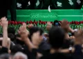 تصاویر/ مراسم وداع با پیکر رهبر شهید انقلاب در جوار حسینیه امام خمینی