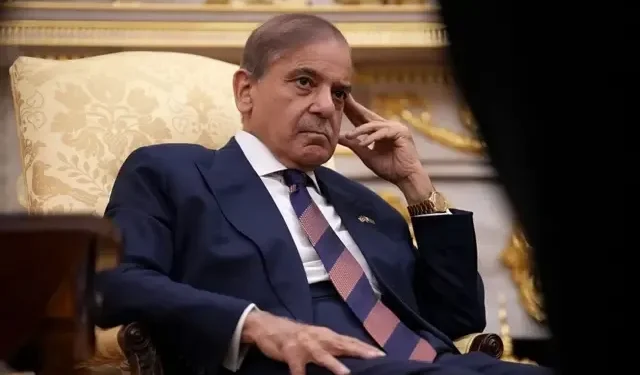 ابراز نگرانی شهباز شریف درباره تشدید تنش در خلیج فارس / پاکستان از همه طرفها میخواهد که خویشتنداری پیشه کرده و از هرگونه اقدامی که میتواند منطقه را بیثبات کند، خودداری کنند