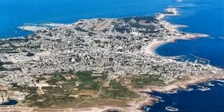 شرکت آب و برق کیش: تامین برق و آب جزیره بدون اختلال و پایدار است