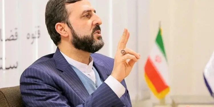 غریب آبادی: در عمان درخواست ما این بود که مسیر جنوبی عبور شناور‌ها به حالت تعلیق درآمده و موقتاً بسته شود؛ در مقابل پیشنهاد یک مسیر جدید برای ورود و خروج شناور‌ها را به طرف عمانی ارائه کردیم / پیشنهاد ما این بود که نه از مسیر شمالی و نه از مسیر جنوبی استفاده شود، بلکه شناور‌ها از این مسیر جدید عبور کنند / استفاده از مسیر جنوبی، تحت هیچ شرایطی، برای ما قابل قبول نیست